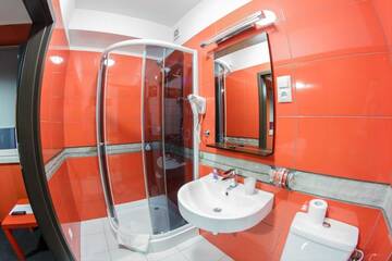 Фото номера Двухместный номер с 2 отдельными кроватями Отель GarageHotel г. Влоцлавек 25